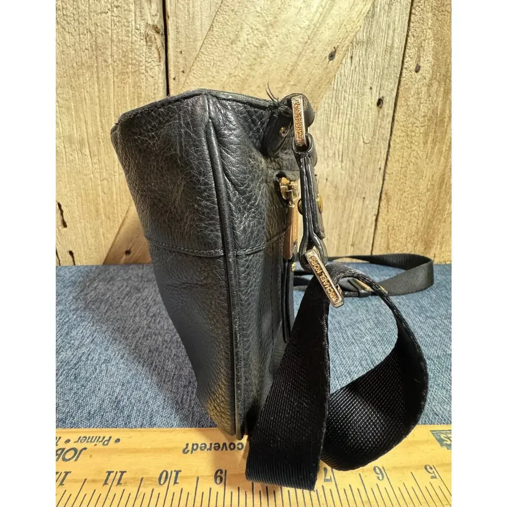 Michael Kors Black Pebbled Leather Bag Crossbody Strap Zipper Outer Pocket